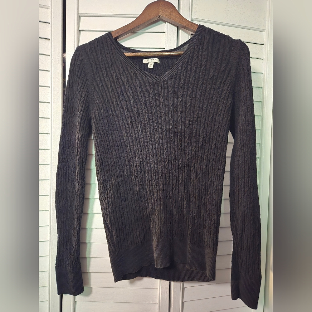 Women's Cable Knit Sweater - Black